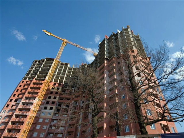 Авторы исследования подсчитали, что существующие в России процедуры согласований приводят к удвоению срока строительства объекта недвижимости