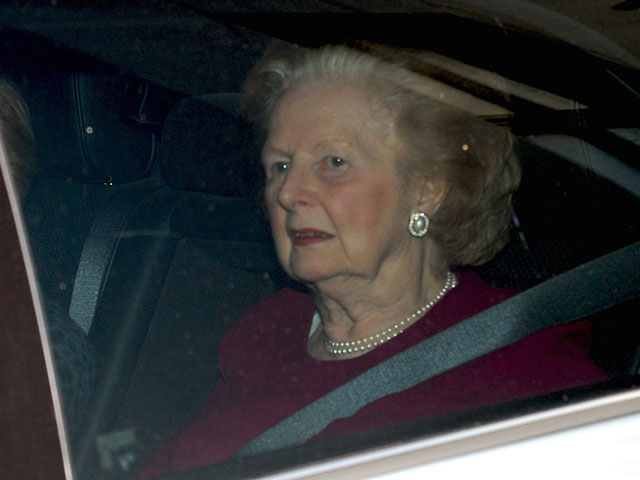 Бывшему премьер-министру Великобритании 85-летней Маргарет Тэтчер по рекомендации Скотленд-Ярда предоставлен бронированный правительственный автомобиль. Это вызвано возросшей в последнее время угрозой со стороны североирландских террористов