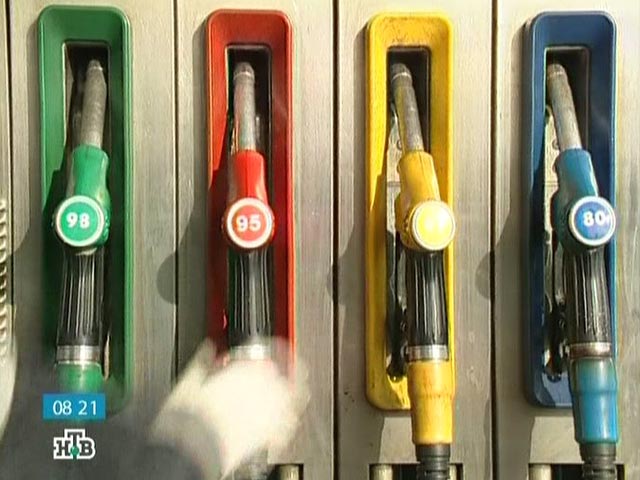 Биржевые оптовые цены на бензин обогнали розничные