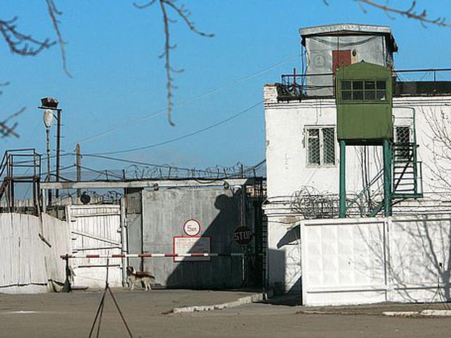 На охрану колонии Ходорковского завели дело - к заключенным применяли спецсредства