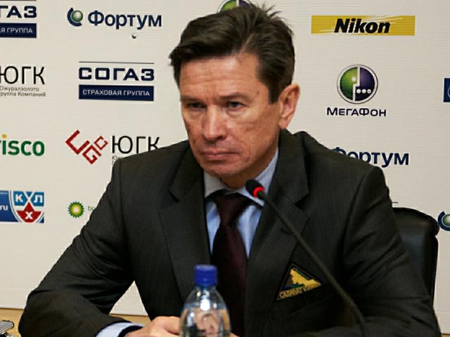 ФХР попросила журналистов не увольнять раньше времени тренера хоккейной сборной России