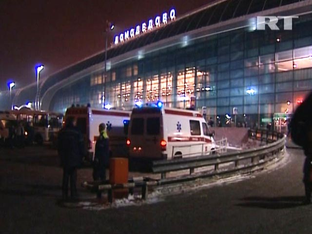 Жена Магомеда Евлоева, подорвавшегося в московском аэропорту "Домодедово", опровергла слова его сестры Фатимы о том, что Магомед ушел к террористам из-за ее неверности