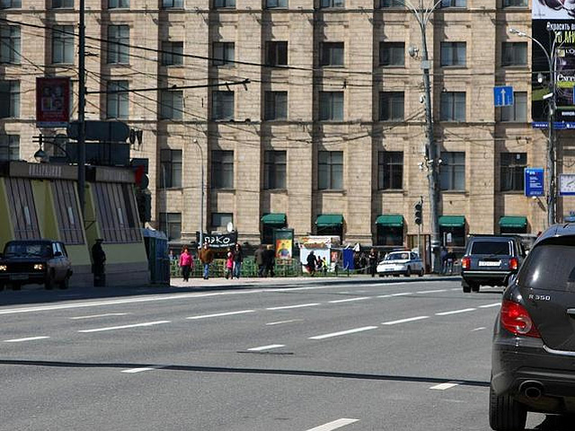 Инженерно-экологические, дендрологические и другие специализированные исследования пройдут на главной улице Москвы - Тверской до конца 2011 года