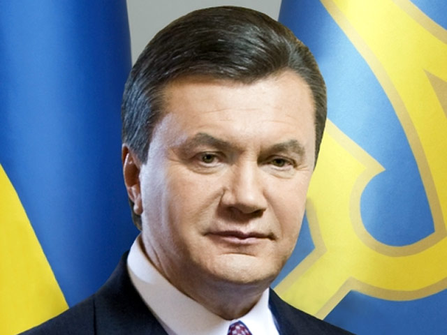 Президент Украины Виктор Янукович решил тайком прогуляться по Киеву в минувшее воскресенье во время торжеств по случаю Дня города