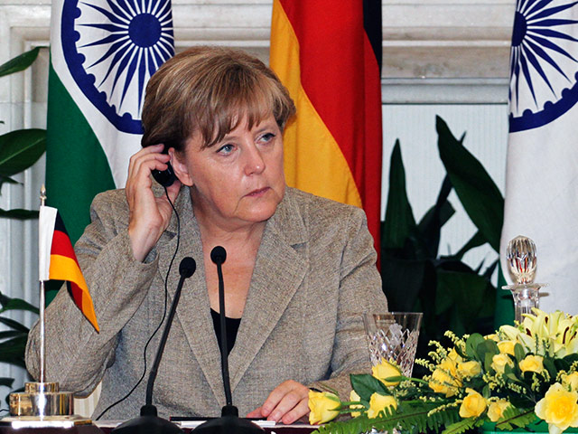 Дипломатический скандал разгорается между Германией и Ираном из-за того, что иранские власти в течение двух часов не пропускали в воздушное пространство Исламской Республики самолет канцлера ФРГ Ангелы Меркель, на котором она прибыла во вторник с визитом 
