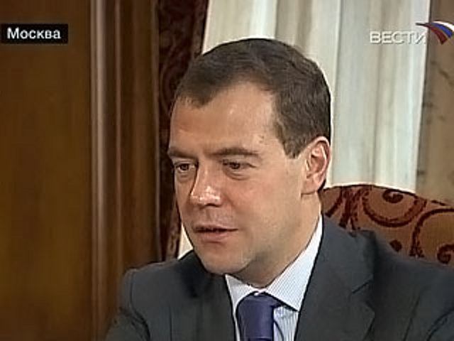 Президент РФ Дмитрий Медведев поздно вечером провел телефонный разговор с президентом ЮАР Джейкобом Зумой