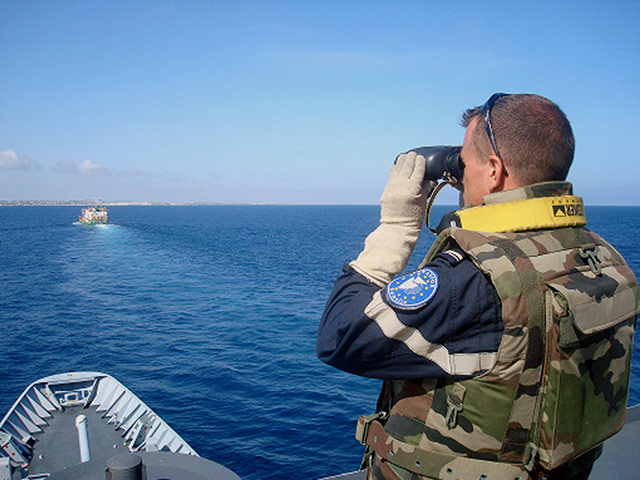 Французские военные освободили из пиратского плена судно Atlas, среди членов экипажа которого числятся двое граждан Украины