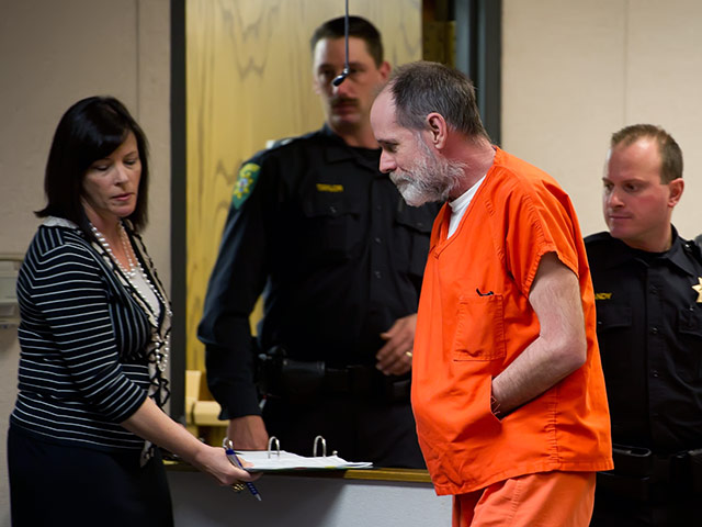 Суд Соединенных Штатов вынес максимально суровый приговор Филиппу Гарридо по прозвищу Страшный Фил, который вместе с женой признан виновным в похищении 11-летней девочки