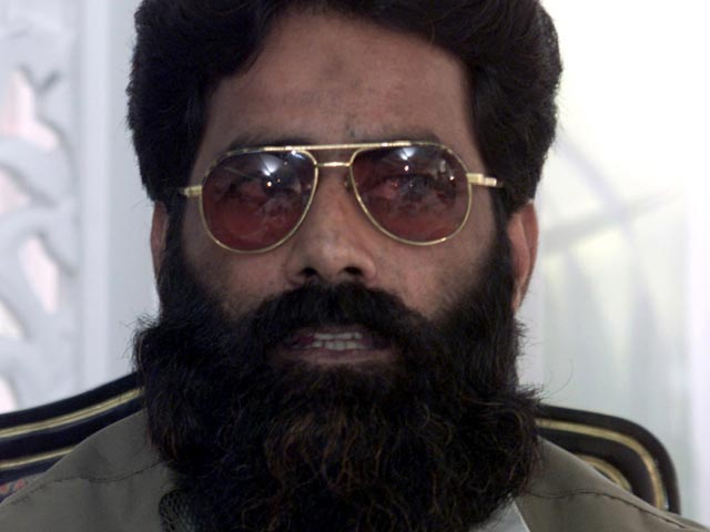 Один из ключевых главарей террористической сети "Аль-Каида" Ильяс Кашмири был ликвидирован на пакистанской территории в результате ракетного удара с американского беспилотного летательного аппарата