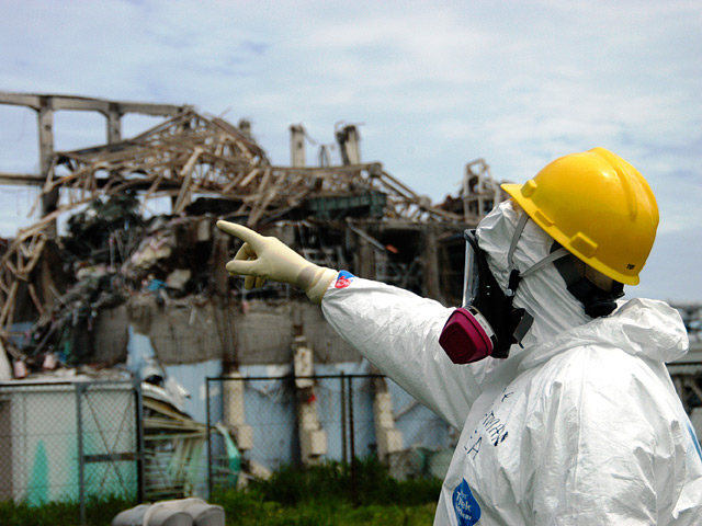 Согласно докладу японского агентства, выброс радиации в атмосферу с АЭС "Фукусима-1" в пересчете на йод-131 составил примерно 770 тысяч терабеккерелей