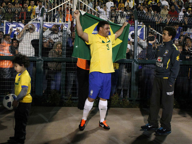 Роналдо не смог отличиться в прощальном матче за сборную Бразилии