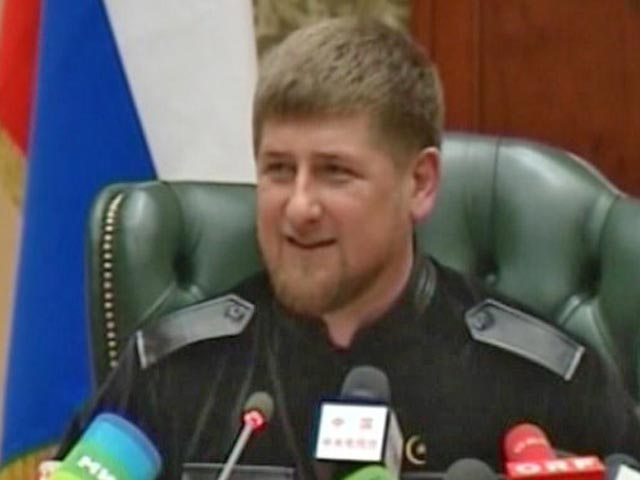 Кадыров потребовал осудить главу "Мемориала" на 3 года