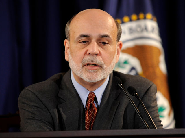 Бернанке: если не поднять порог долга, США грозит дефолт