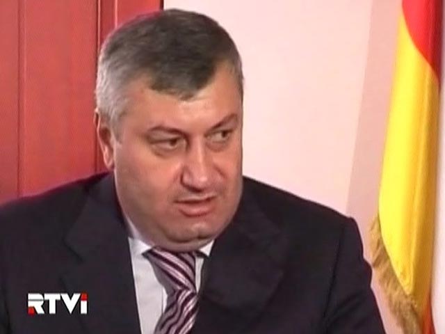 Президент частично признанной республики Южная Осетия Эдуард Кокойты дал свои объяснения событиям 15 июня, которые некоторые участники назвали "попыткой государственного переворота"