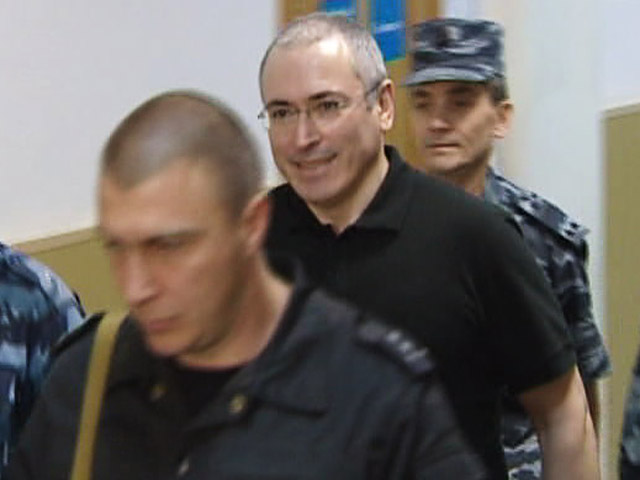 Экс-глава ЮКОСа Михаил Ходорковский обживается в колонии N7 города Сегежа УФСИН Карелии, куда он был этапирован 17 июня из столичного СИЗО "Матросская тишина"