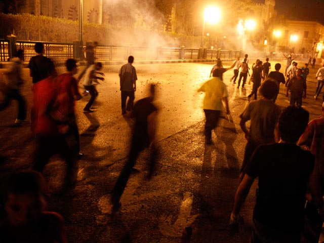 В ночь на среду в столице Египта вновь произошли беспорядки - самые масштабные после революционных событий минувшей зимы