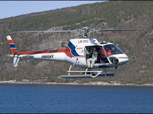 Вертолет норвежской транспортной компании Airlift упал в горах на западе Норвегии, близ популярного среди туристов Хардангер-фьорда