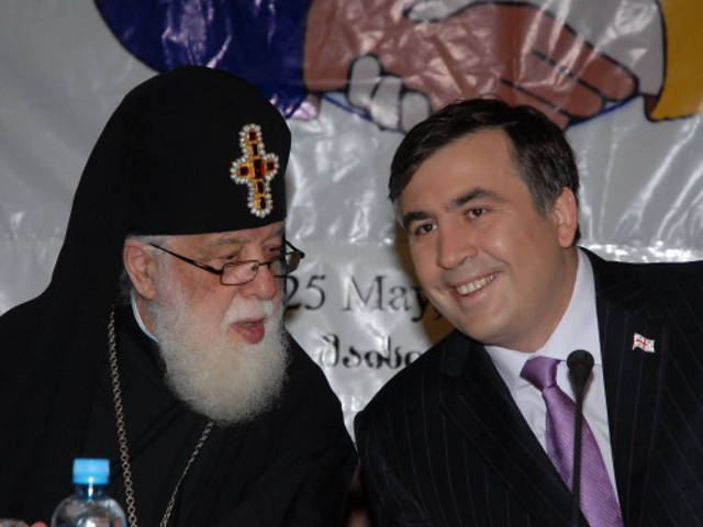 Хотя Патриарх Илия II призвал Саакашвили к использованию права вето относительно принятых парламентом поправок, есть информация, что закон уже им подписан