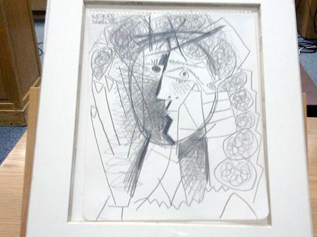 Карандашный рисунок Пабло Пикассо "Tete de Famme" (Голова женщины), оцениваемый в 200 тысяч долларов, похищен во вторник среди бела дня из художественной галереи в городе Сан-Франциско