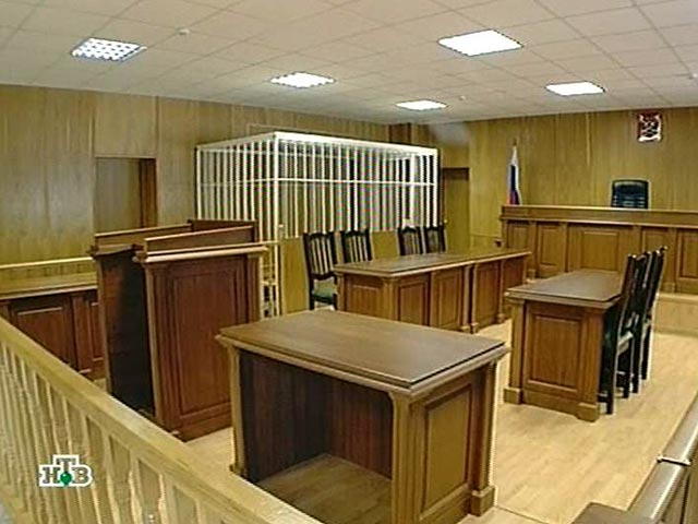 Сысертский районный суд административного центра Свердловской области вынес приговор бывшим милиционерам, которых уличили в грабеже, разбое, вымогательстве и похищении несовершеннолетнего