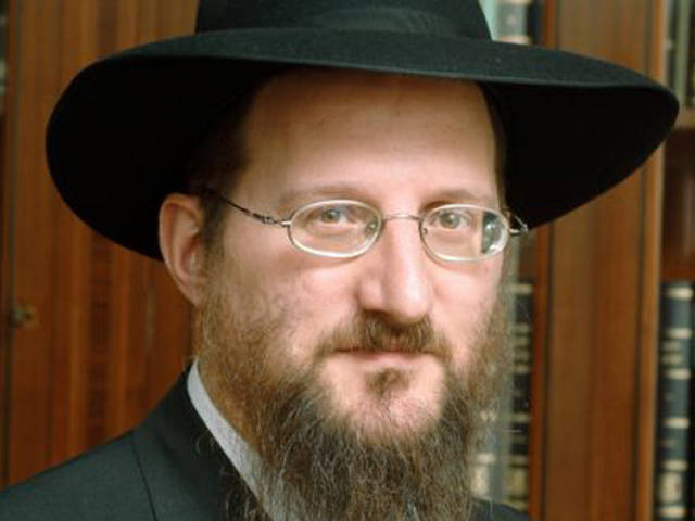 Берл Лазар призвал иудеев еще чаще ходить в синагогу, несмотря на недавнее нападение
