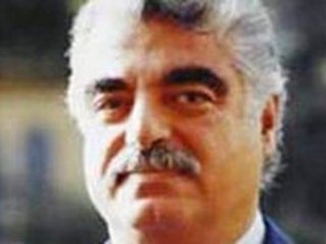 Интерпол распространил запрос на арест и экстрадицию четырех активистов движения "Хизбаллах", подозреваемых в убийстве в 2005 году бывшего премьер-министра Ливана Рафика Харири