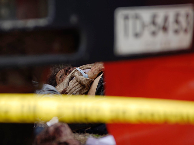 В чилийской столице Сантьяго бывший полицейский убил в воскресенье вечером двух человек и ранил еще пятерых в метро