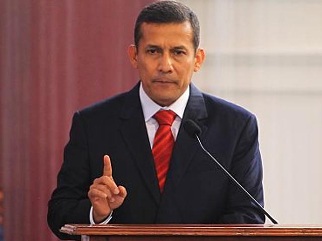 Рейтинг нового президента Перу Ольянты Умалы, который еще даже не успел приступить к своим полномочиям, рухнул на 29% после визита его брата Алексиса Умалы в Москву