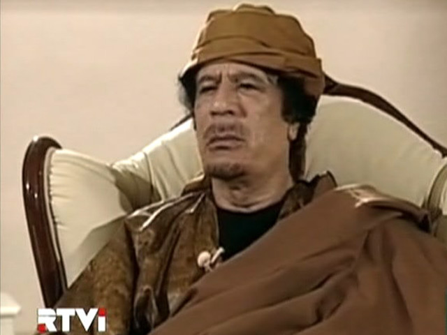 Американская сторона "ясно и твердо" дала понять ливийским властям, что лидер страны Муаммар Каддафи должен покинуть свой пост