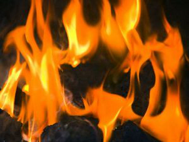 Огонь охватил накануне новостройку детского дома семейного типа, который действует при Свято-Вознесенском монастыре в селе Молнице Черновицкой области