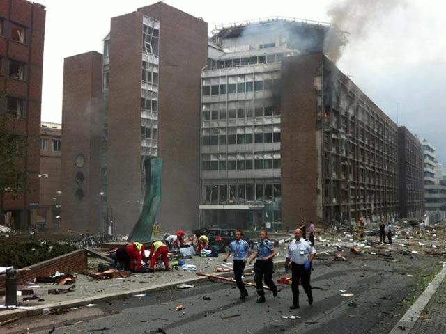 У здания правительства Норвергии в Осло прогремел взрыв