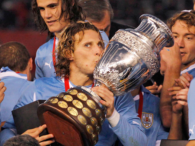 Футболисты сборной Уругвая в 15-й раз выиграли Кубок Америки