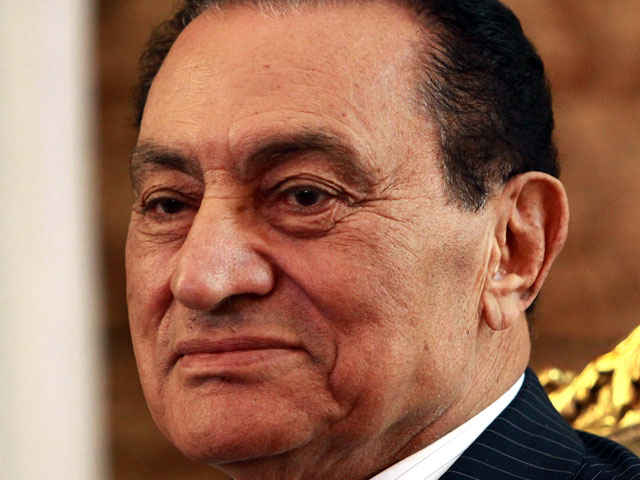Свергнутый президент Египта Хосни Мубарак перестал принимать пищу и питается одними жидкостями