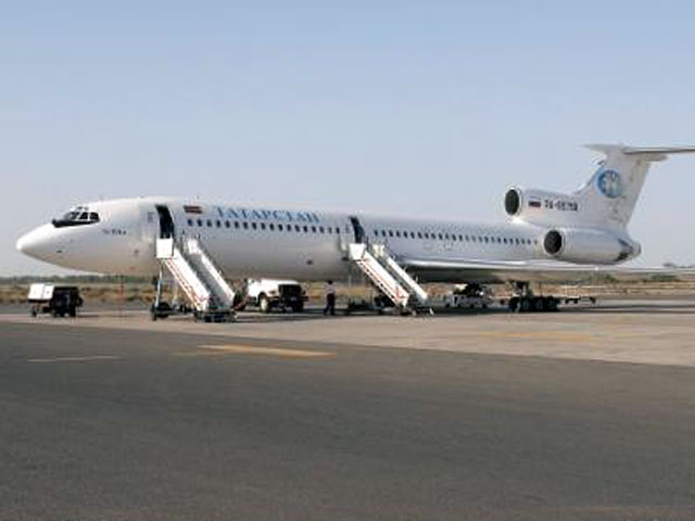 В аэропорту Стамбула сегодня наземная техника повредила самолет Ту-154, готовившийся вылететь в Казань