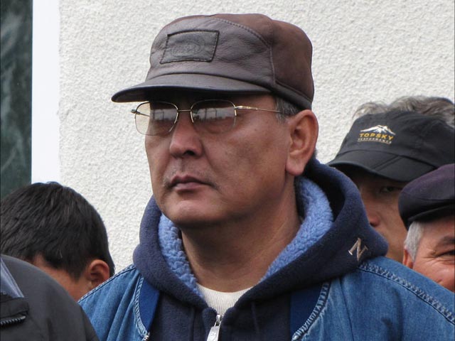 Младший брат экс-президента Киргизии Ахмат Бакиев осужден на 7 лет за организацию массовых беспорядков и разжигание межнациональной розни