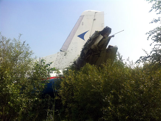 Причиной авиапроисшествия с самолетом Ан-24 в Благовещенске стал сильный порыв бокового ветра