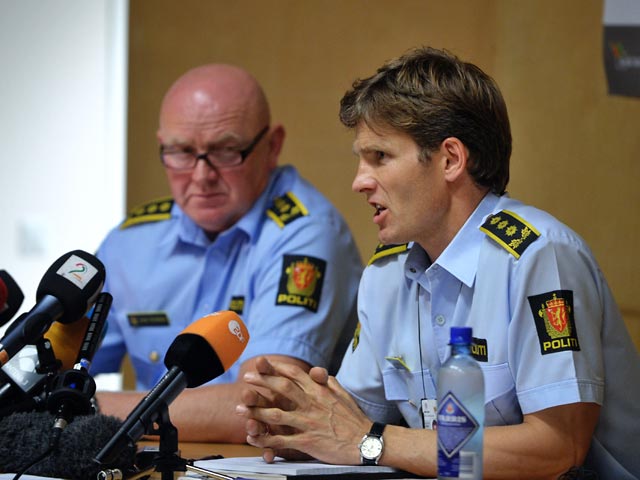 В анализах крови террориста Андерса Беринга Брейвика, которые были взяты сразу же после его ареста 22 июля, обнаружены следы наркотиков, сообщил AFP норвежский прокурор Пааль-Фредрик Краби (на фото справа)
