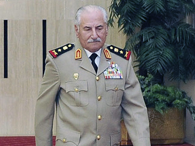 Отправленный вчера в отставку президентом Башаром Асадом 72-летний министр обороны Сирии генерал Али Хабиб обнаружен мертвым в своем доме