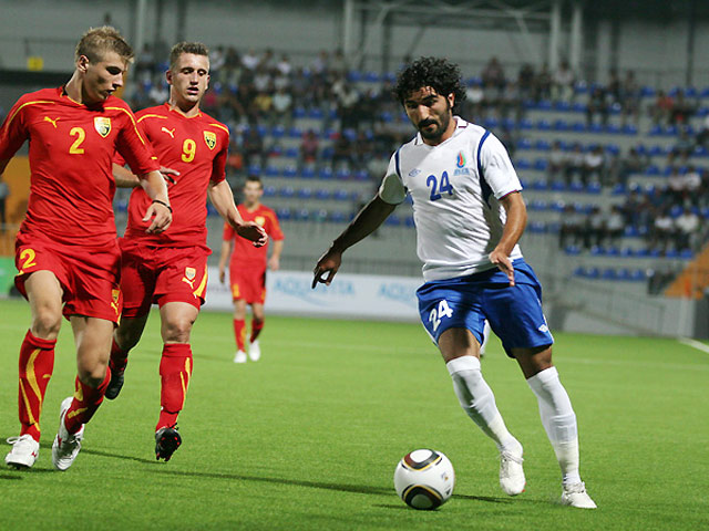 Ближайшие соперники подопечных Дика Адвоката из команды Македонии сумели в гостях переиграть Азербайджан - 1:0