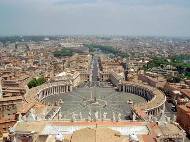 К 2014 году площади святого Петра в Риме вернут средневековый облик