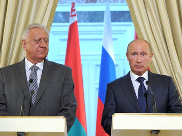 Путин утешил страдающую от санкций Белоруссию: пострадают те, кто их ввел