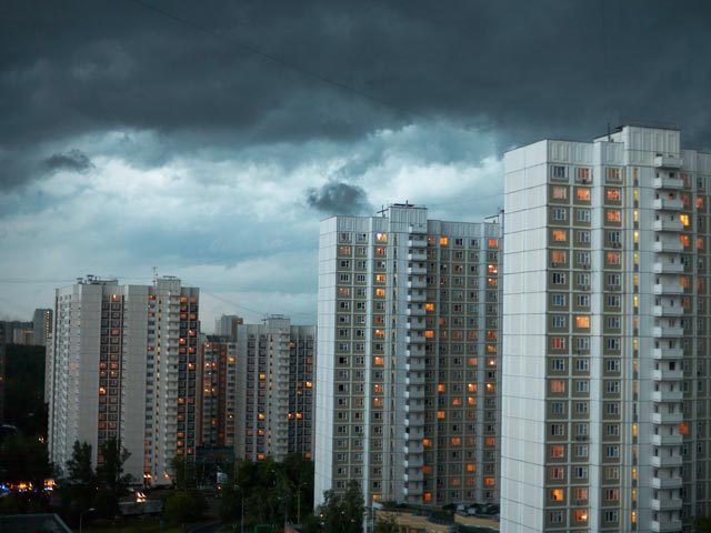 В Москве и Подмосковье ожидаются грозы с сильным ветром, но жара не уйдет