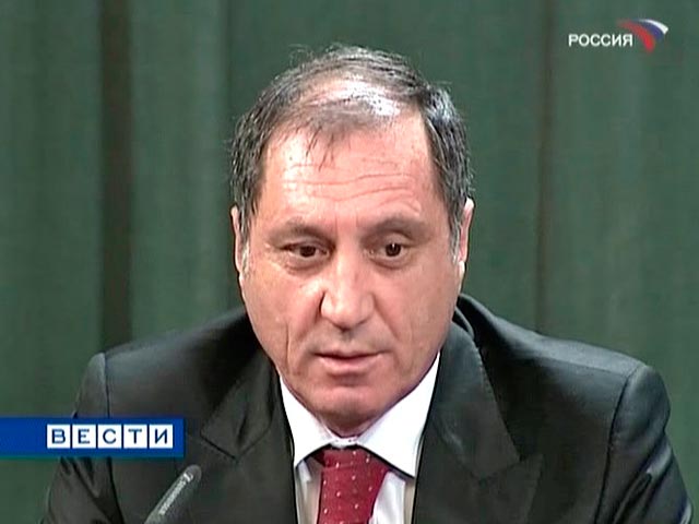Кандидат в президенты Абхазии Сергей Шамба не сможет по состоянию здоровья принять участие в теледебатах в субботу вечером на абхазском государственном телевидении