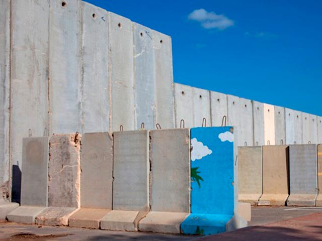 Израильские художники бойкотируют "АРТ-Москву" из-за поддержки Кремлем обращения палестинцев в ООН
