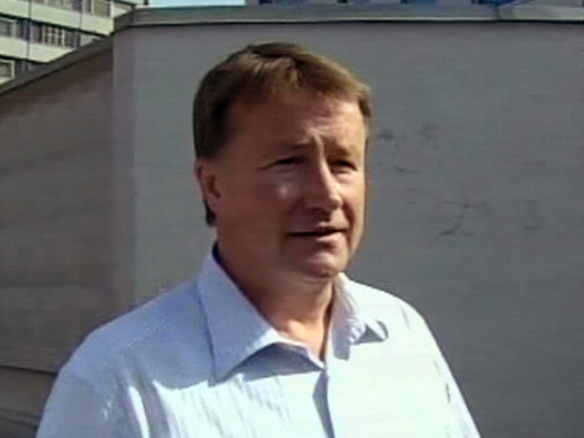 Следователи проводят обыски в доме бывшего губернатора Тульской области Вячеслава Дудки, которого обвиняют в покушении на получение взятки
