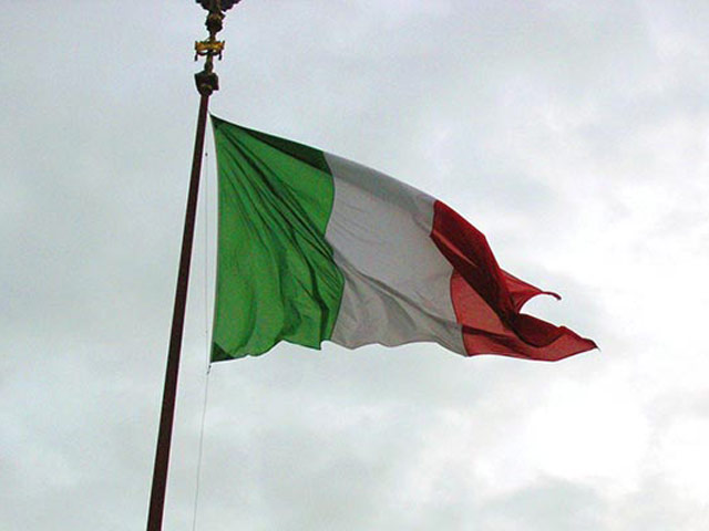 Италия размораживает счета Ливии