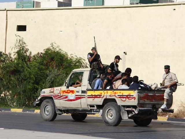 Главный руководящий орган ливийских повстанцев, Переходный национальный совет, официально переехал из Бенгази в Триполи