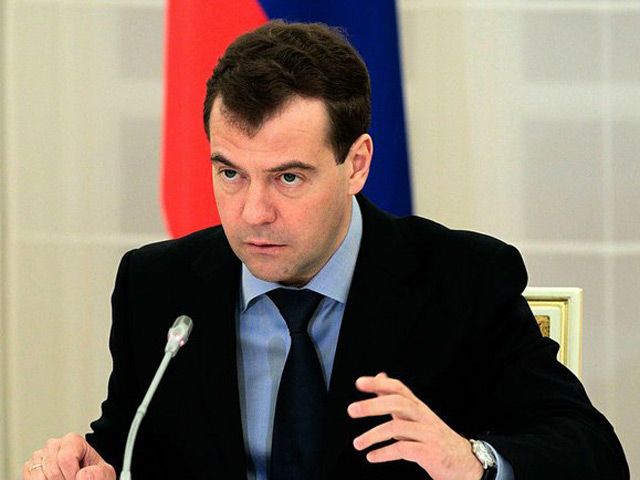 Президент России Дмитрий Медведев намерен предложить российским бизнесменам из списка Forbes, чье состояние превышает 1 миллиард долларов, проводить в школах уроки на тему "История жизненного успеха"