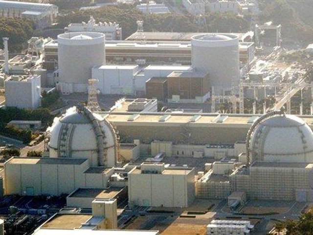 На японской АЭС "Сендай" в префектуре Кагосима сегодня остановлен на технический осмотр еще один реактор