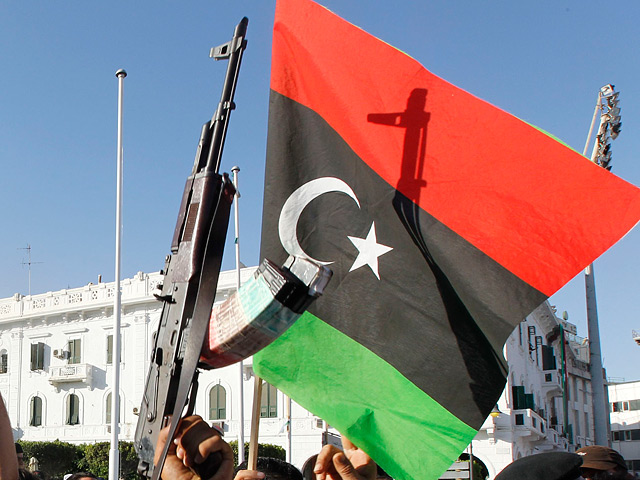 Россия официально признала Переходный национальный совет Ливии, свергнувший Муаммара Каддафи, в качестве действующей власти, заявил МИД РФ в четверг